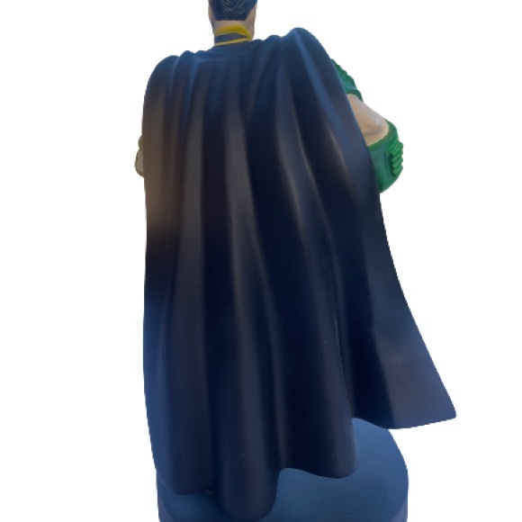 🎥Warner Bros. ROBIN Statue from Batman & Robin DC Comics - Picture 3 of 4